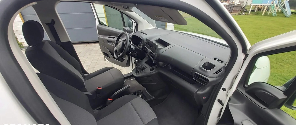 Toyota Proace City Verso cena 72900 przebieg: 65573, rok produkcji 2020 z Oborniki małe 497